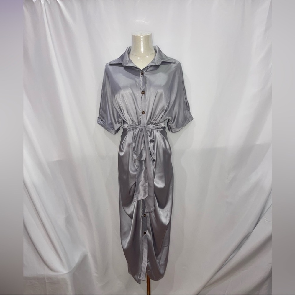 BUNDLE DRESS AND EARRING